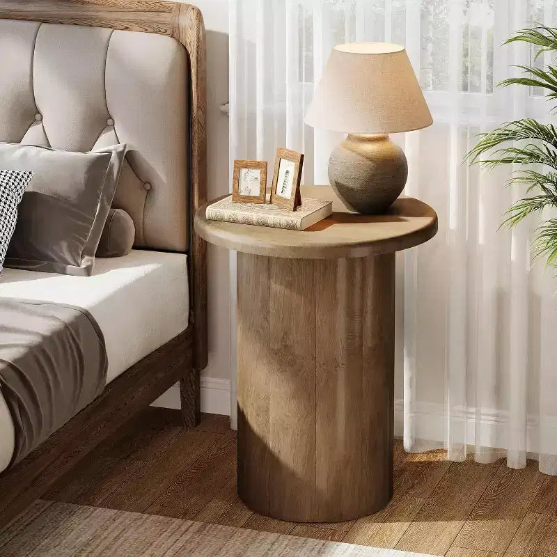 Table d'appoint ronde avec base cannelée, table de chevet de 50 cm, pour salon, chambre à coucher, petit espace, marron rustique