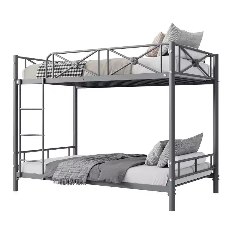 Lit superposé en métal jumeaux sur jumeaux, lits superposés industriels robustes avec barrières de sécurité et design peu encombrant, lit en acier pour l'école, la chambre à coucher