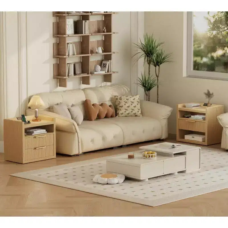 Table d'appoint cannelée naturelle avec station de charge Ports USB Table de chevet de 61 cm de large 2 tiroirs Table de chevet en bois Armoire de rangement moderne pour salon