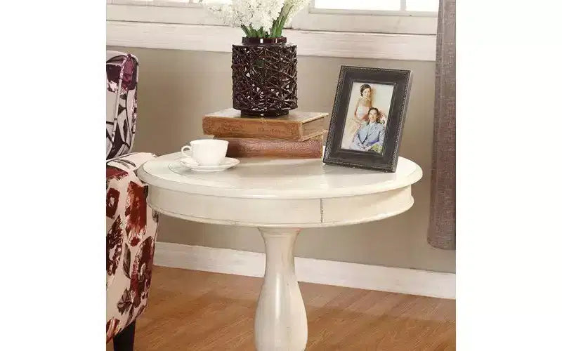 Table d'appoint piédestal ronde en bois, table de bout traditionnelle de 66 cm avec pieds sculptés, petite table basse intemporelle pour salon et chambre