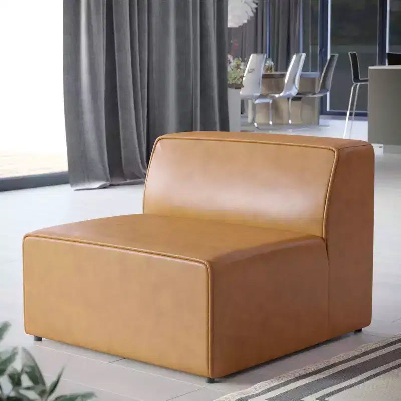 Chaise sans accoudoirs en cuir végétalien